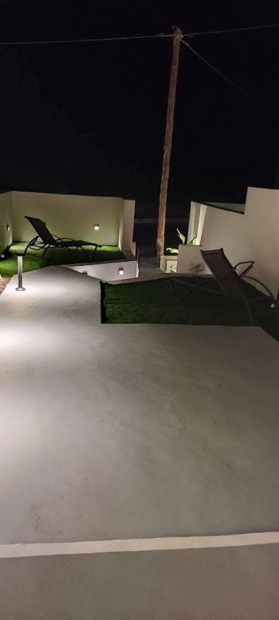 Lejardin Suites Santorini Пиргос Экстерьер фото